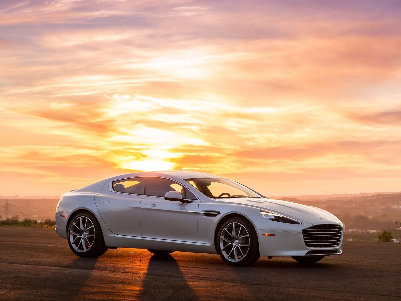 Aston Martin rapide 2013