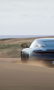 Превью обои aston martin db11, aston martin, спорткар, синий, вид сзади, пустыня, песок