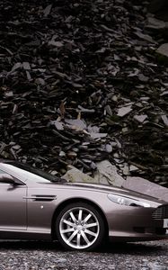 Превью обои aston martin, db9, 2004, серый, вид сбоку, стиль, авто