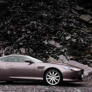 Превью обои aston martin, db9, 2004, серый, вид сбоку, стиль, авто