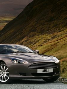 Превью обои aston martin, db9, 2004, серый металлик, вид сбоку, стиль, авто, астон мартин, природа