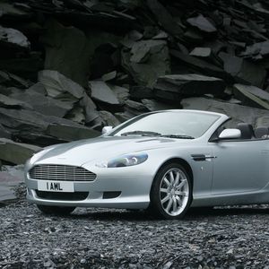 Превью обои aston martin, db9, 2004, серебряный металлик, вид спереди, спорт, авто