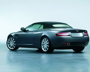 Превью обои aston martin, db9, 2004, синий, вид сбоку, авто, астон мартин, отражение