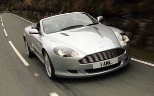 Превью обои aston martin, db9, 2004, серебряный металлик, вид спереди, авто, астон мартин, скорость