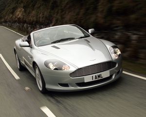 Превью обои aston martin, db9, 2004, серебряный металлик, вид спереди, авто, астон мартин, скорость