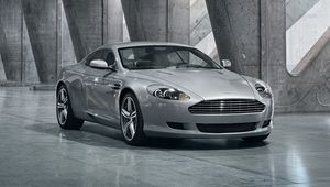 Превью обои aston martin, db9, 2008, серый металлик, вид спереди, стиль, авто, отражение