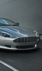 Превью обои aston martin, db9, 2008, серый, вид середи, стиль, авто, астон мартин, скорость, асфальт