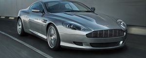 Превью обои aston martin, db9, 2008, серый, вид середи, стиль, авто, астон мартин, скорость, асфальт