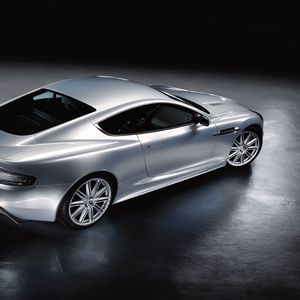 Превью обои aston martin, dbs, 2008, серебряный металлик, вид сверху, стиль, астон мартин, авто