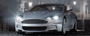 Превью обои aston martin, dbs, 2008, серый, вид спереди, стиль, астон мартин, авто, улица