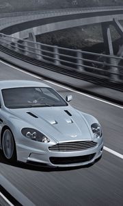 Превью обои aston martin, dbs, 2008, серый, вид спереди, авто, астон мартин, мост