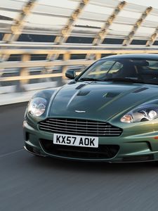 Превью обои aston martin, dbs, 2008, зеленый, вид спереди, авто, астон мартин, скорость