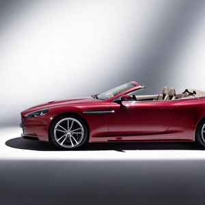 Превью обои aston martin, dbs, 2009, красный, вид сбоку, стиль, астон мартин, авто