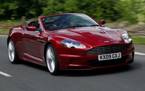 Превью обои aston martin, dbs, 2009, красный, вид спереди, авто, скорость, астон мартин, асфальт