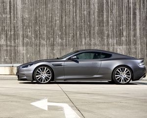 Превью обои aston martin, dbs, 2009, серый, вид сбоку, астон мартин, авто