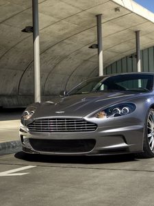 Превью обои aston martin, dbs, 2009, серый, вид спереди, авто, астон мартин, небо