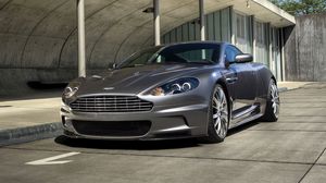 Превью обои aston martin, dbs, 2009, серый, вид спереди, авто, астон мартин, небо