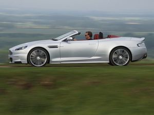 Превью обои aston martin, dbs, 2009, серебряный металлик, вид сбоку, стиль, астон мартин, авто, скорость