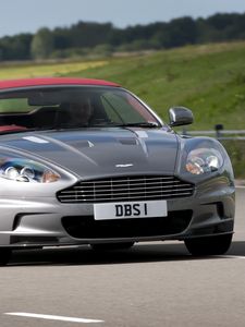 Превью обои aston martin, dbs, 2009, серый металлик, вид спереди, авто, астон мартин, природа