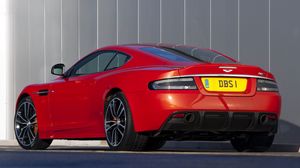 Превью обои aston martin, dbs, 2011, красный, вид сзади, астон мартин, авто