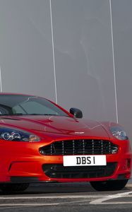 Превью обои aston martin, dbs, 2011, красный, вид спереди, спорт, астон мартин