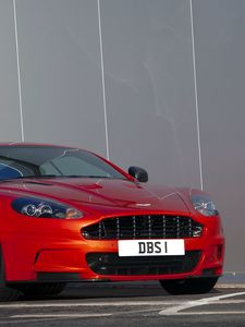 Превью обои aston martin, dbs, 2011, красный, вид спереди, спорт, астон мартин