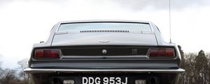 Превью обои aston martin, dbs, v8, 1969, серый, вид сзади, авто, астон мартин, деревья