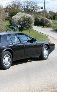 Превью обои aston martin, lagonda, 1987, черный, вид сбоку, авто, астон мартин, природа