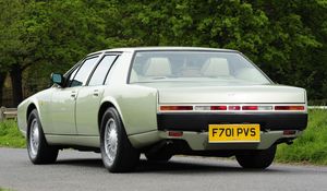 Превью обои aston martin, lagonda, 1987, зеленый, вид сзади, астон мартин, авто