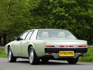 Превью обои aston martin, lagonda, 1987, зеленый, вид сзади, астон мартин, авто