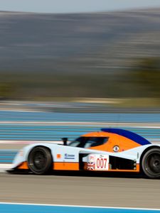 Превью обои aston martin, lmp1, 2009, белый, вид сбоку, стиль, астон мартин, скорость, деревья