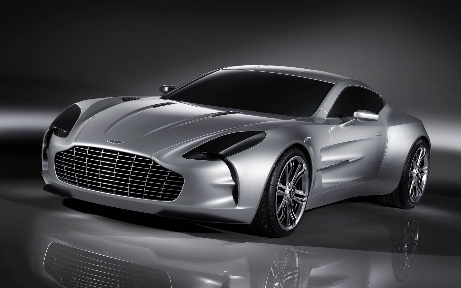 Aston Martin one 77 красный