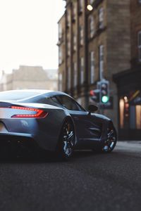 Превью обои aston martin one 77, aston martin, спорткар, вид сбоку