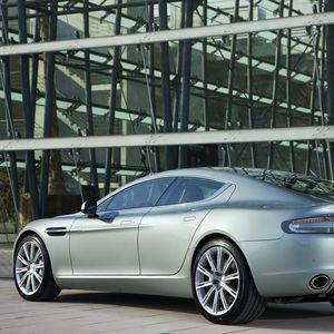 Превью обои aston martin, rapide, 2009, серебряный металлик, вид сбоку, авто