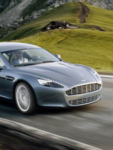 Превью обои aston martin, rapide, 2009, серый, вид сбоку, астон мартин, скорость, скалы