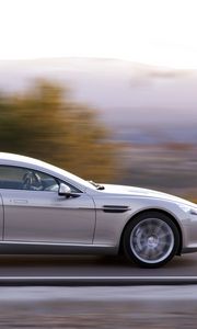 Превью обои aston martin, rapide, 2009, серебряный, вид сбоку, астон мартин, скорость