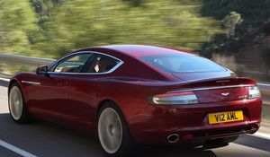 Превью обои aston martin, rapide, 2009, красный, вид сбоку, стиль, астон мартин, скорость