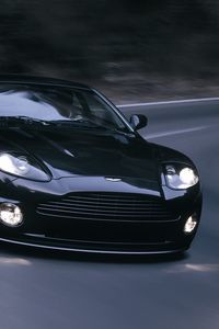 Превью обои aston martin, v12, vanquish, 2004, черный, вид спереди, астон мартин, асфальт