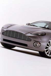 Превью обои aston martin, v12, vanquish, 2001, сиреневый, вид сбоку, авто, астон мартин