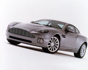 Превью обои aston martin, v12, vanquish, 2001, сиреневый, вид сбоку, авто, астон мартин