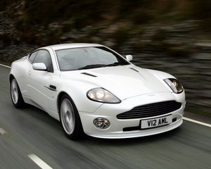 Превью обои aston martin, v12, vanquish, 2004, белый, вид спереди, авто, астон мартин, скорость