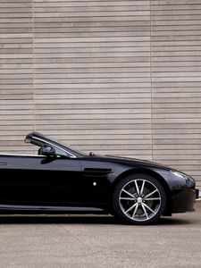 Превью обои aston martin, v8, 2010, черный, вид сбоку, стиль, астон мартин, асфальт