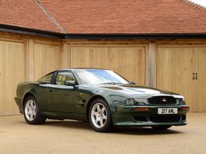 Превью обои aston martin, v8, vantage, 1993, зеленый, вид сбоку, стиль, астон мартин