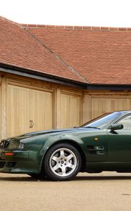 Превью обои aston martin, v8, vantage, 1993, зеленый, вид сбоку, авто, астон мартин