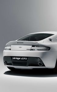 Превью обои aston martin, v8, vantage, 2010, белый, вид сзади, авто, астон мартин, стиль