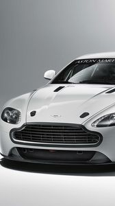 Превью обои aston martin, v8, vantage, 2010, белый, вид спереди, стиль, астон мартин, авто