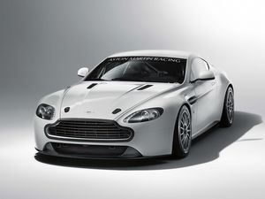 Превью обои aston martin, v8, vantage, 2010, белый, вид спереди, стиль, астон мартин, авто