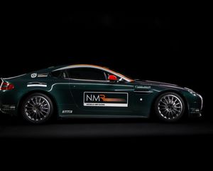 Превью обои aston martin, v8, vantage, 2009, зеленый, вид сбоку, спорт, астон мартин, стиль