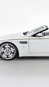 Превью обои aston martin, v8, vantage, 2010, белый, вид сбоку, стиль