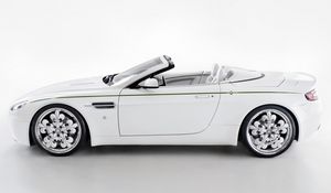 Превью обои aston martin, v8, vantage, 2010, белый, вид сбоку, стиль